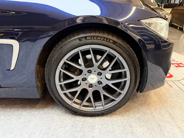 BMW 4er Reihe F33 Cabrio 420i Sport-Line