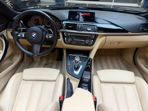 BMW 4er Reihe F33 Cabrio 420i Sport-Line