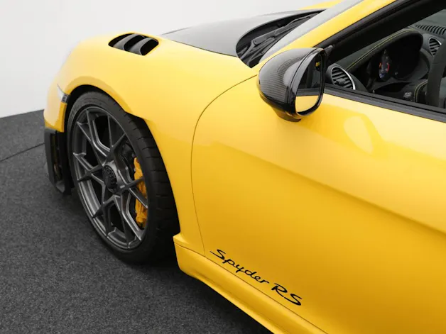 PORSCHE 718 Spyder RS