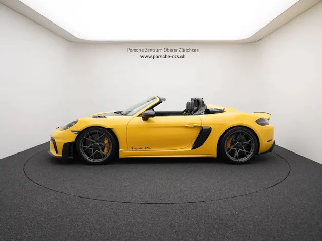 PORSCHE 718 Spyder RS