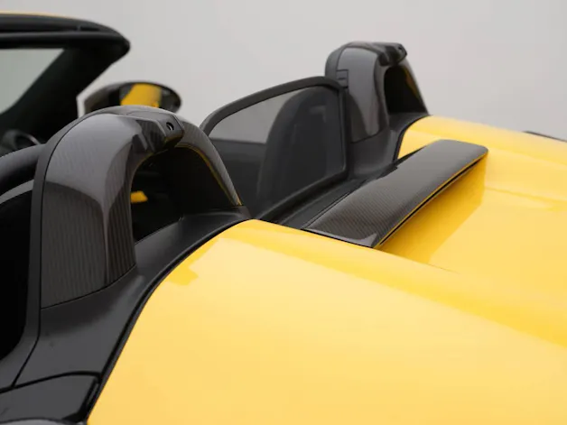 PORSCHE 718 Spyder RS