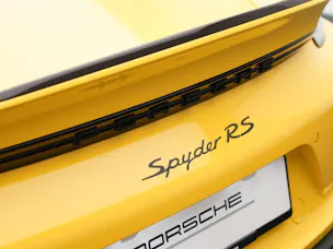 PORSCHE 718 Spyder RS