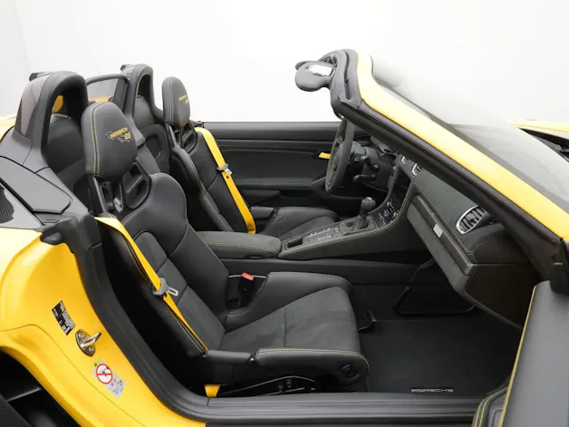 PORSCHE 718 Spyder RS