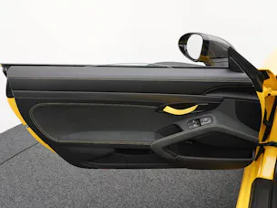 PORSCHE 718 Spyder RS