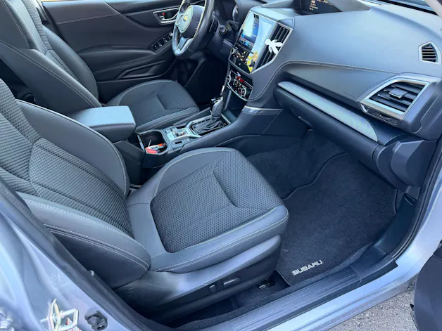 Subaru Forester Station 2.0i e-Boxer Swiss Plus