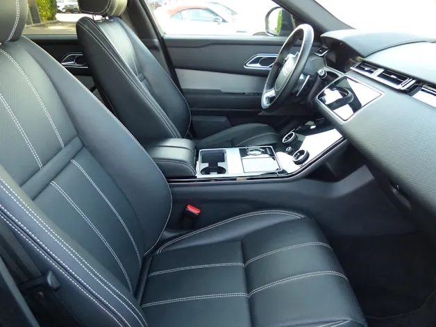 Land Rover Range Rover Velar R-Dynamic P 300 SE Automatic