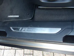Land Rover Range Rover Velar R-Dynamic P 300 SE Automatic