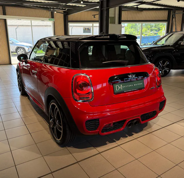 MINI Cooper John Cooper Works Steptronic