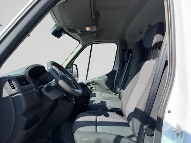 RENAULT Master T35 2.3 Blue dCi 135 L3H2