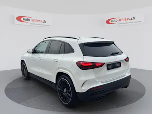 MERCEDES-BENZ GLA 200 d AMG Line Night 8G-DCT