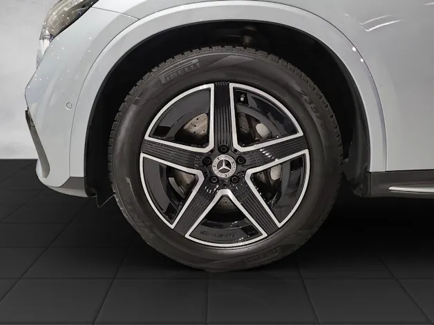MERCEDES-BENZ GLC 200 AMG Line 4M X254