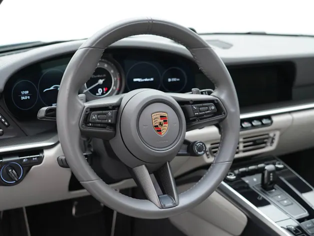 PORSCHE 911 Turbo S