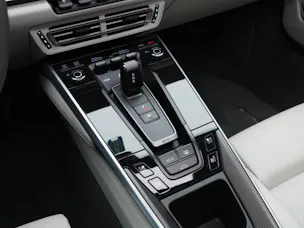 PORSCHE 911 Turbo S