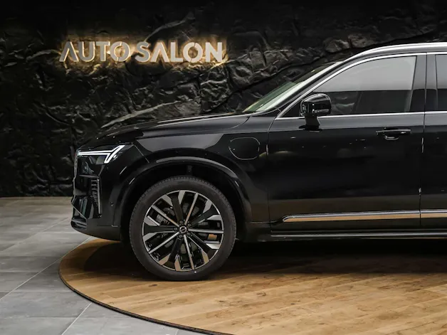 VOLVO XC90 T8 eAWD PluginHybrid Plus Bright Geartronic *7 Sitzer*Facelift*Panorama*Lenkradheizung*Harman/Kardon*
