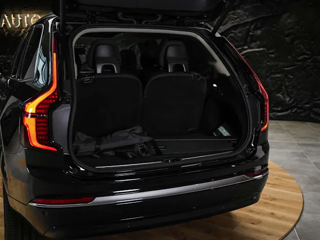 VOLVO XC90 T8 eAWD PluginHybrid Plus Bright Geartronic *7 Sitzer*Facelift*Panorama*Lenkradheizung*Harman/Kardon*