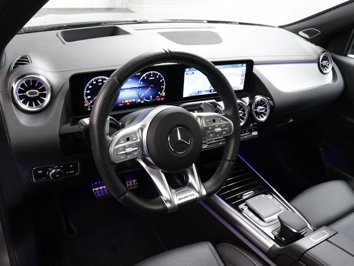 Vehicle image MERCEDES-BENZ GLA 35 AMG