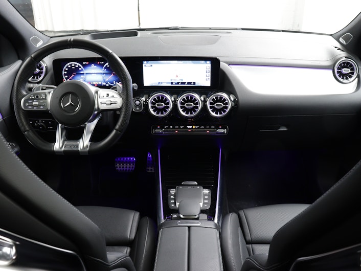 Vehicle image MERCEDES-BENZ GLA 35 AMG