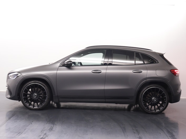 Vehicle image MERCEDES-BENZ GLA 35 AMG