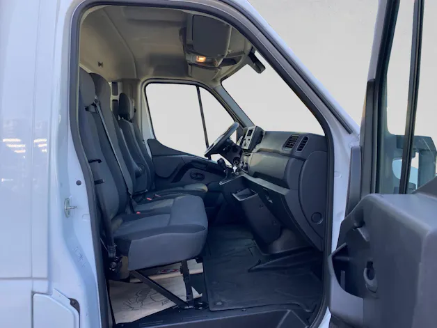 RENAULT Master T35 dCi145 L3