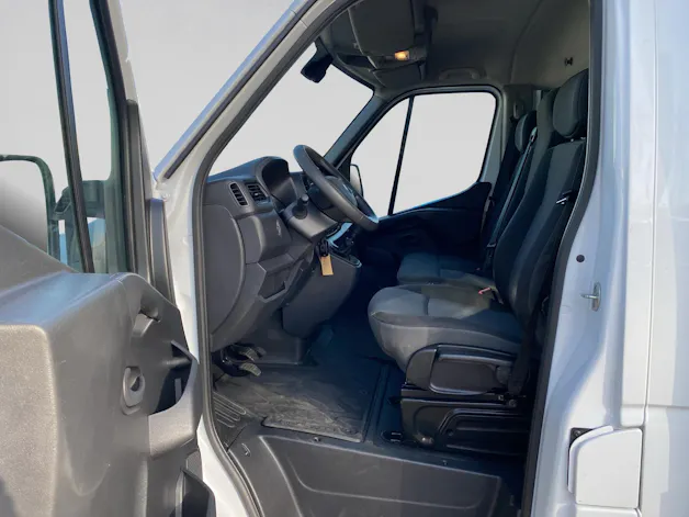 RENAULT Master T35 dCi145 L3