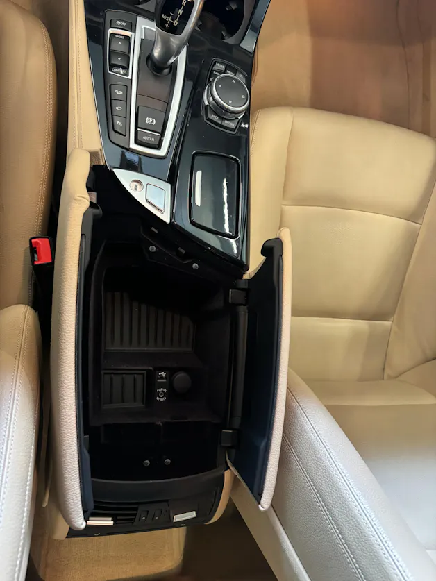 BMW 528i Touring xDrive Luxury Line Steptronic