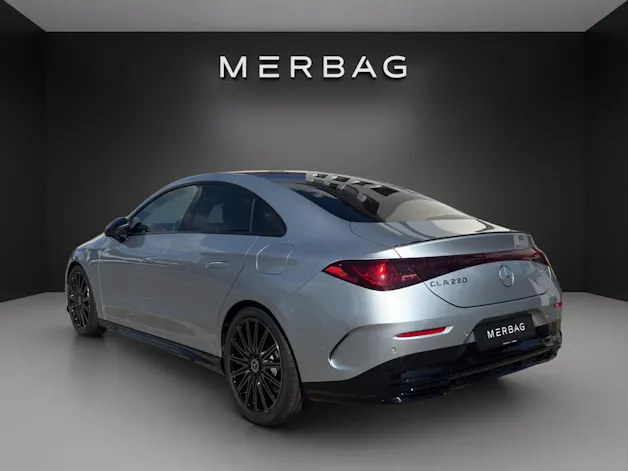 MERCEDES-BENZ CLA 220 8G-DCT 4Matic