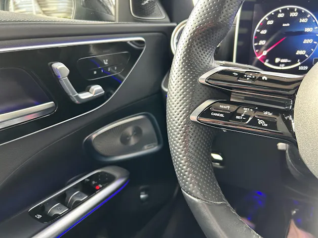 MERCEDES-BENZ C 300 4Matic AMG Line