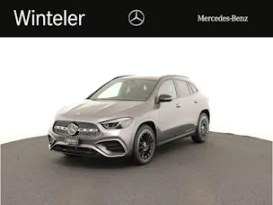 MERCEDES-BENZ GLA 200 Night Star 7G-D
