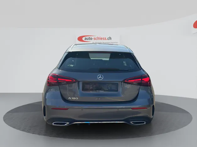 MERCEDES-BENZ A 180 AMG Line 7G-DCT