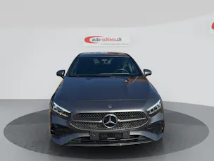 MERCEDES-BENZ A 180 AMG Line 7G-DCT
