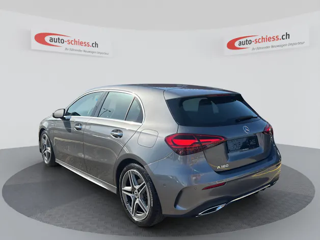 MERCEDES-BENZ A 180 AMG Line 7G-DCT