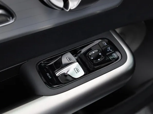 MERCEDES-BENZ CLA Shooting Brake 220 4Matic 8G-DCT