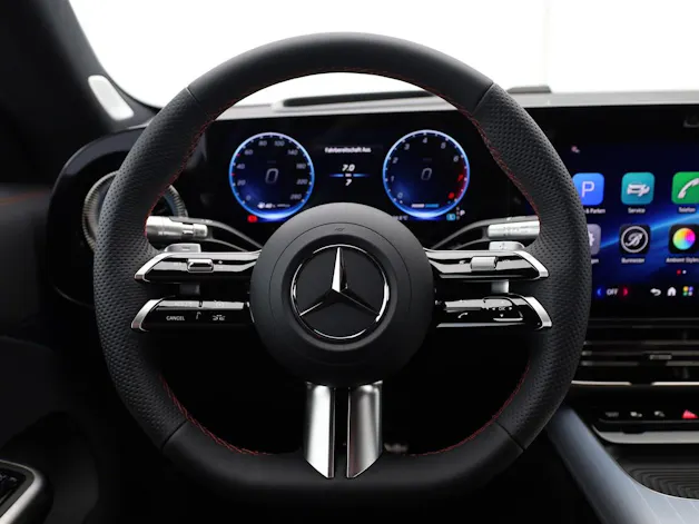 MERCEDES-BENZ CLA Shooting Brake 220 4Matic 8G-DCT