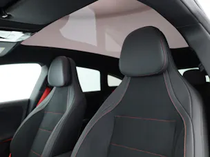 MERCEDES-BENZ CLA Shooting Brake 220 4Matic 8G-DCT