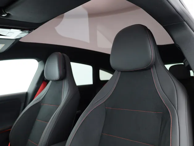 MERCEDES-BENZ CLA Shooting Brake 220 4Matic 8G-DCT