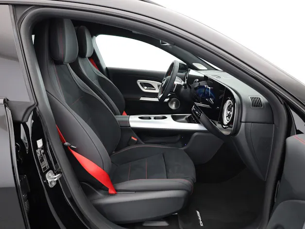 MERCEDES-BENZ CLA Shooting Brake 220 4Matic 8G-DCT