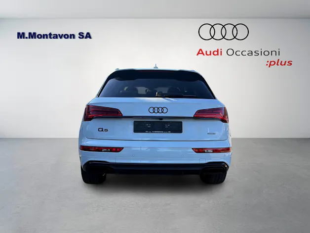 AUDI Q5 40 TDI S-line quattro S-tronic