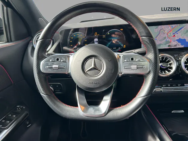 MERCEDES-BENZ EQA 350 AMG Line 4Matic