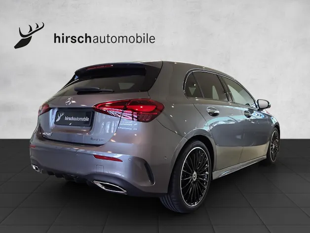 MERCEDES-BENZ A 250 AMG Line 4M W177