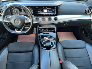 MERCEDES-BENZ E 220 d Swiss Star AMG Line 4Matic 9G-Tronic