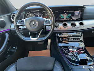 MERCEDES-BENZ E 220 d Swiss Star AMG Line 4Matic 9G-Tronic
