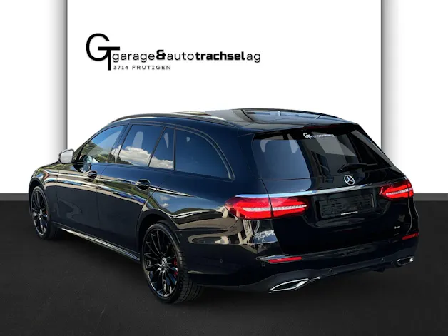 MERCEDES-BENZ E 220 d Swiss Star AMG Line 4Matic 9G-Tronic