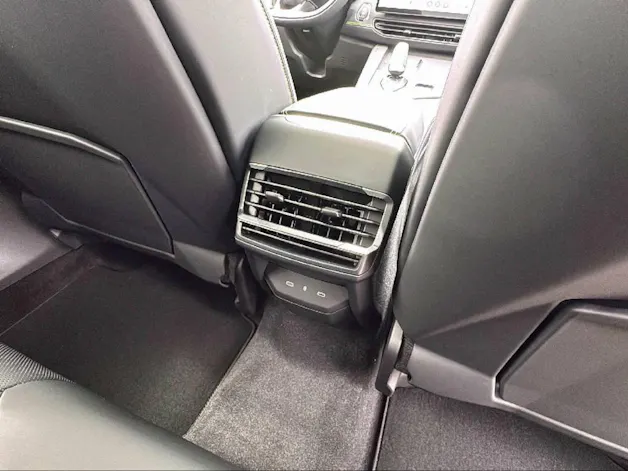 Lynk & Co 01 1.5 PHEV More