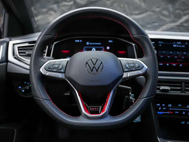 VW Polo 2.0 TSI GTI DSG *Assistenten*Sitzheizung*