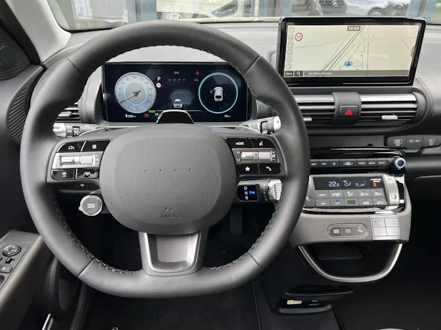 HYUNDAI Inster 49kWh Amplia