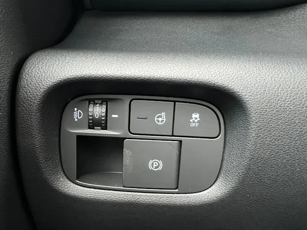 HYUNDAI Inster 49kWh Amplia