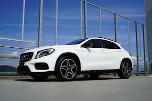 MERCEDES-BENZ GLA 250 AMG LINE NIGHT 4MATIC 7G-DCT l 211 PS
