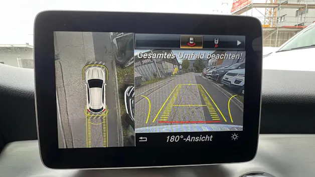 MERCEDES-BENZ GLA 250 AMG LINE NIGHT 4MATIC 7G-DCT l 211 PS