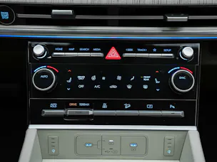 HYUNDAI Santa Fe 1.6 T-GDi PHEV Vertex 4WD Automatic *Facelift*7 Sitze*Sitzbelüftung*
