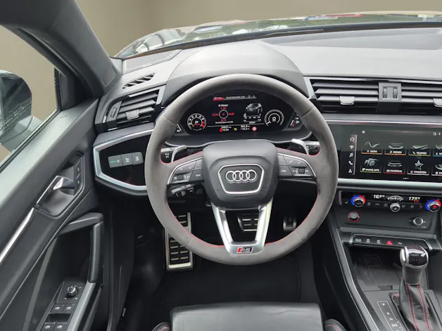 AUDI RS Q3 Sportback quattro S tronic